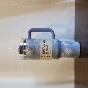 Stanley Quencher Blue tie dye